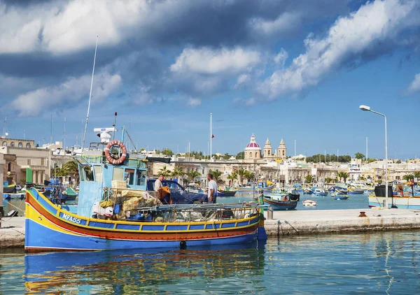 Porto Marsaxlokk Barcos Pesca Mediterrânea Tradicional Ilha Malta — Fotografia de Stock