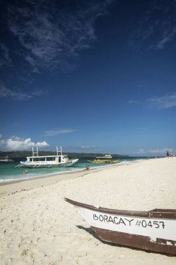 Turistik gemilerde puka beach resort tropikal cennet Boracay Filipinler ada