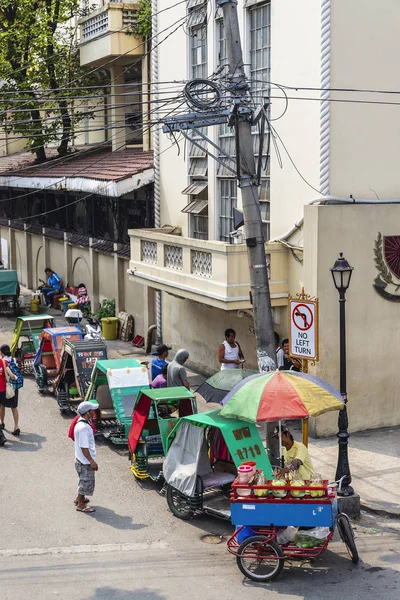 Driewieler Pedicabs Plaatselijk Vervoer Centrum Intramuros Straat Van Manilla City — Stockfoto
