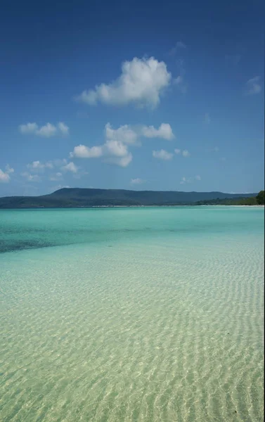 Long beach in tropical paradise koh rong island cambodia — Stock Photo, Image