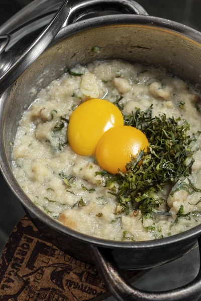 Acorda de marisco portugués tradicional pan de marisco y huevo — Foto de Stock