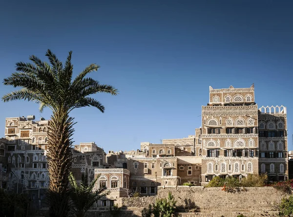 Tradycyjne budynki architektury widok w Sanaa miasto Stare Miasto i — Zdjęcie stockowe