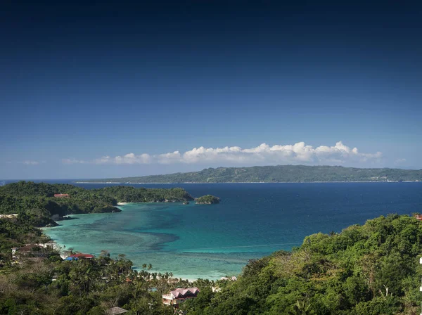 Pohled na tropické ostrovy Boracay Island a pobřeží filipína — Stock fotografie