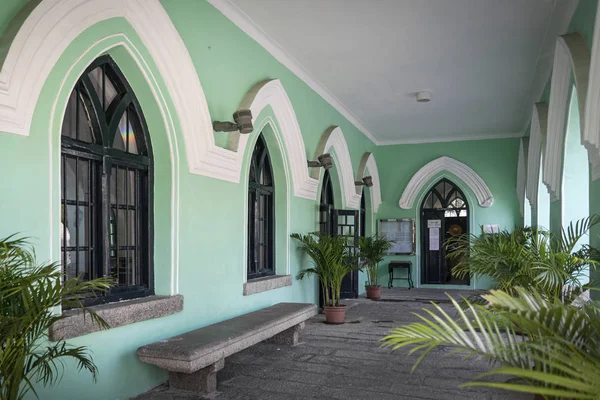 Igreja de estilo colonial português de São Miguel na China da cidade de macau — Fotografia de Stock