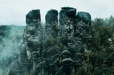 Bulut ve sis Dağları Kuzey