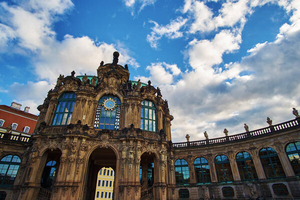 Художественная галерея и музей Цвингера в Дрездене, Саксония
