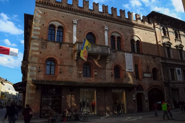 Reggio Emilia Itália Circa Março 2018 Turistas Que Visitam Centro — Fotografia de Stock