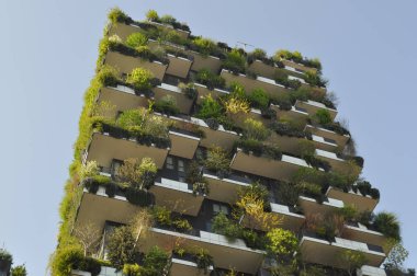 Milan, İtalya - Nisan 2018 yaklaşık: Bosco (dikey orman anlamına gelir Verticale adlı gökdelen)