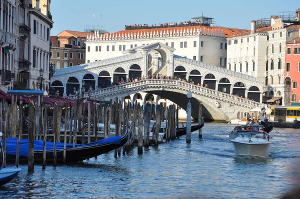 Venice Itália Circa Julho 2018 Ponte Rialto Que Significa Ponte — Fotografia de Stock