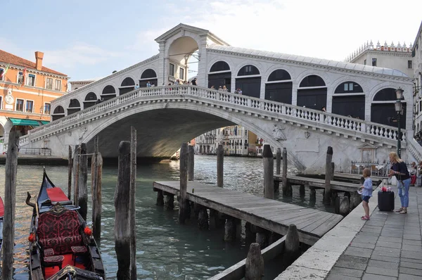 Venice Itália Circa Julho 2018 Ponte Rialto Que Significa Ponte — Fotografia de Stock