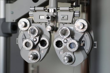 profesyonel optometrist Dioptri aracı bir gözlükçü laboratuvar