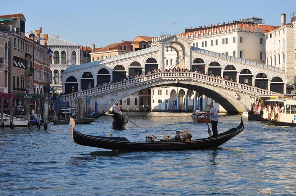 Venice Itália Circa Julho 2018 Ponte Rialto Que Significa Ponte — Fotografia de Stock