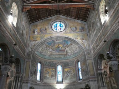 CHIUSI, İTALYA - SİRKA Eylül 2018: San Secondiano Katedrali (Duomo)