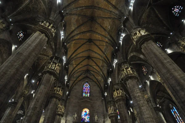 Миланский Католический собор в Милане, Италия — стоковое фото