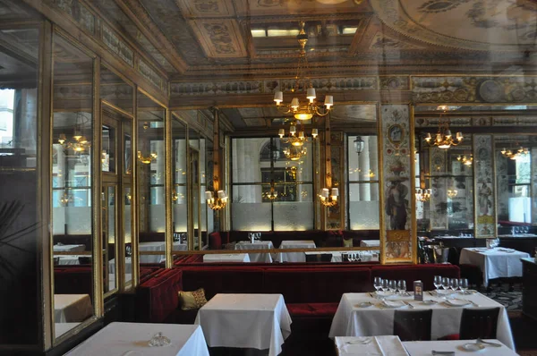 Restaurante em Paris — Fotografia de Stock