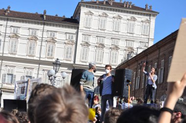 Torino 'da Geleceğin Çevreci Yürüyüşü Cuma günleri
