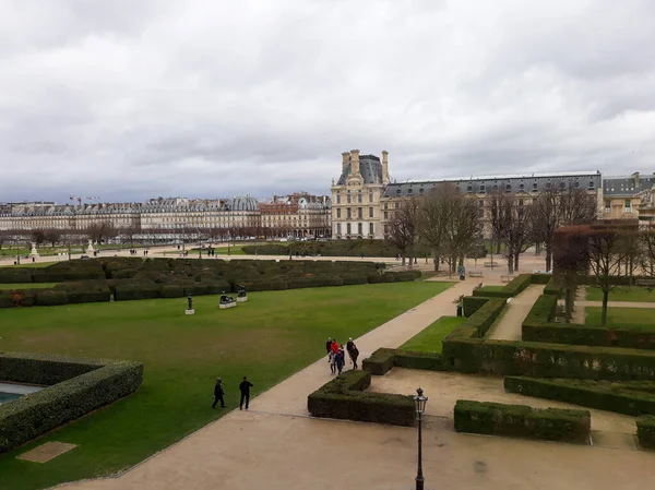 パリのルーブル美術館 — ストック写真