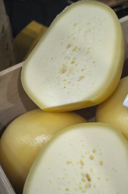 Peynir güzel yemek.