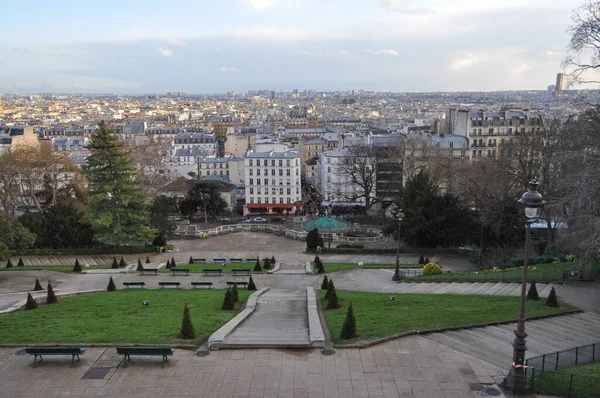 Άποψη της Μονμάρτης στο Παρίσι — Φωτογραφία Αρχείου