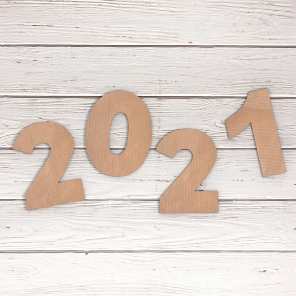 Κάρτα Αριθμούς 2021 Καλή Χρονιά Εγγραφείτε Στο Ξύλινο Τραπέζι Φόντο — Φωτογραφία Αρχείου