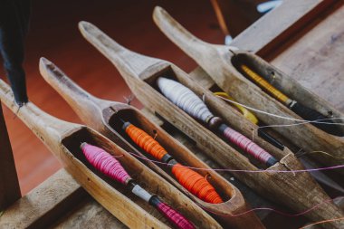 El dokuması pamuk halk bilgelik olduğunu. Cihazın Servisi, el tezgâhı, weaver dokuma oluşur. Hassas desen bu bir kültürel mirasın Tayland olduğunu