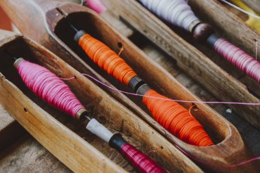 El dokuması pamuk halk bilgelik olduğunu. Cihazın Servisi, el tezgâhı, weaver dokuma oluşur. Hassas desen bu bir kültürel mirasın Tayland olduğunu