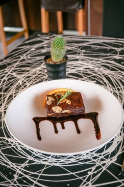 Portakallı Çikolatalı Brownie Şeker Liyagül