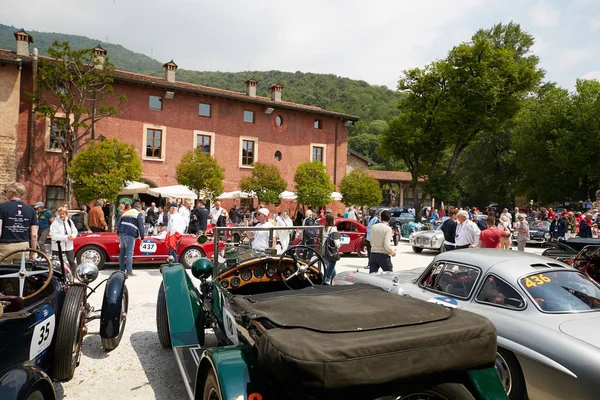 Brescia Italy 2018 Mille Miglia Village Famous Italian Historical Race — стоковое фото