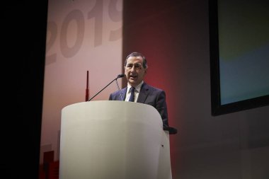 Milano İtalya Giuseppe Anaciday Kongresi'nde konuşan Sala tarih 01-25-2019 Belediye Başkanı 