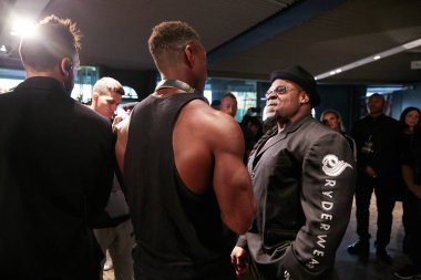 Kai Greene İtalya 2019 'da Kai Greene klasik vücut geliştirme yarışmasında özel konuk.