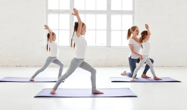 Children Practicing Engaged Gymnastics Yoga Teache — Stock Photo, Image