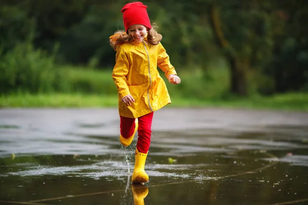 Happy Child Girl Rubber Boots Runs Puddle Autumn Wal — Stock Photo, Image