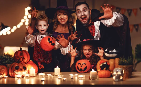 Boldog Család Anya Apa Gyermek Jelmezek Smink Sötét Hom Halloween — Stock Fotó
