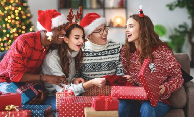 mutlu arkadaş Evet kutlama Noel ve yeni bir şirket