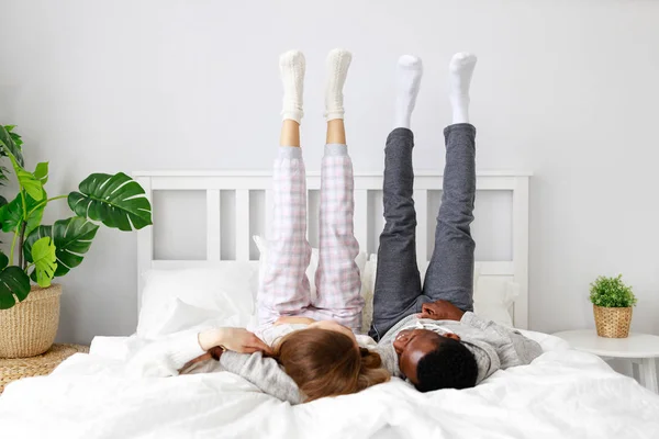 Casal Feliz Amor Uma Manhã Inverno Ser — Fotografia de Stock