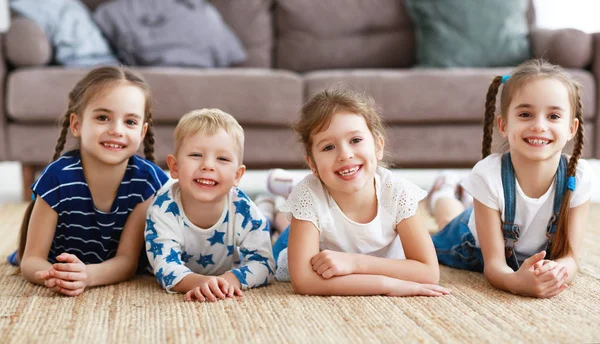 Happy kids friends at hom — Stock Photo, Image