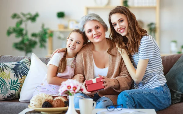 Mother's day! three generations of  family mother, grandmother a — Stock Photo, Image