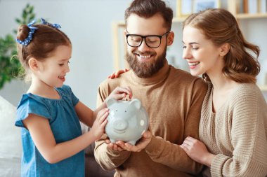 Aile tasarruf, bütçe planlama, çocukların cep harçlığı. Aile