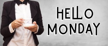 closeup iş kadınlar tek kullanımlık bir fincan kahve içecekler, mutlu pazartesi konsepti