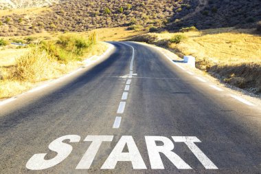 İlerideki yolda konsept oluşturmaya başla. Uzaklarda kaybol.