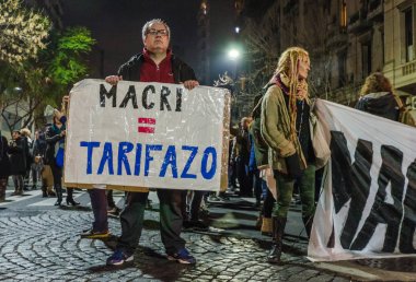 Buenos Aires, Arjantin - 4 Ağustos 2016: Macri'ye karşı Cacerolazo protestosu