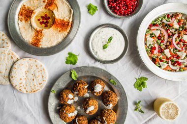 Geleneksel Arap ve Yahudi sağlıklı gıda, vegan ve vejetaryen seçimi