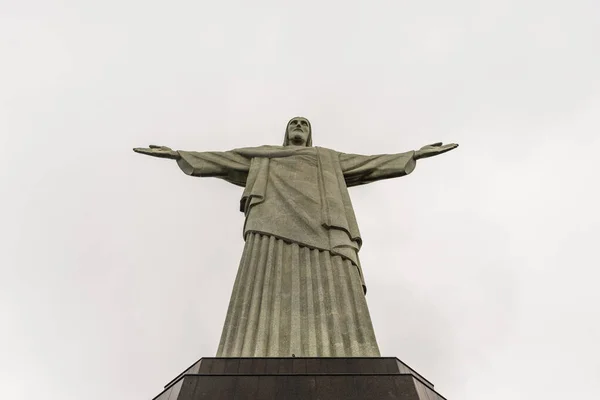 Rio de Janeiro, Brazil - February 25, 2018: Christ the Redeemer monument statue — Stock Photo, Image