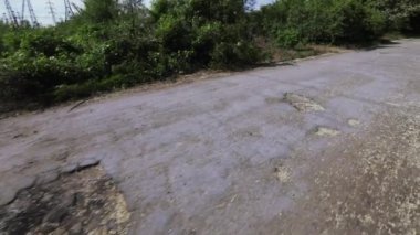 Yok edilen yol yüzeyi