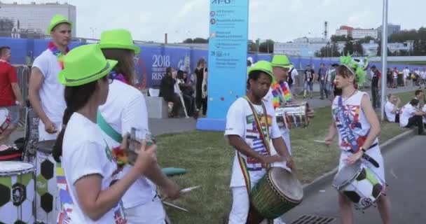 Muzicieni înainte de meci — Videoclip de stoc