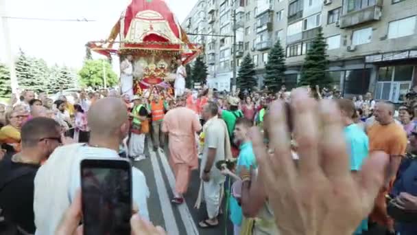 Ratha Yatra nella città di Dnepr — Video Stock