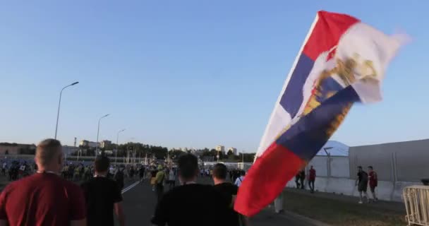 Football fans of Serbia — Stock Video