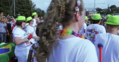 Maçtan önce müzisyenler