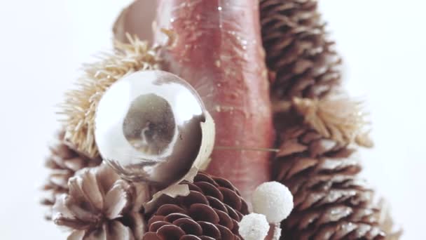 Árvore de Natal de cones — Vídeo de Stock