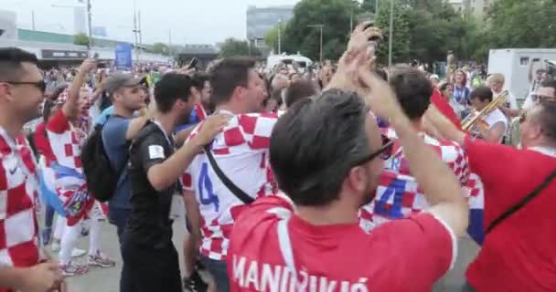 Fotbaloví fanoušci z finále — Stock video